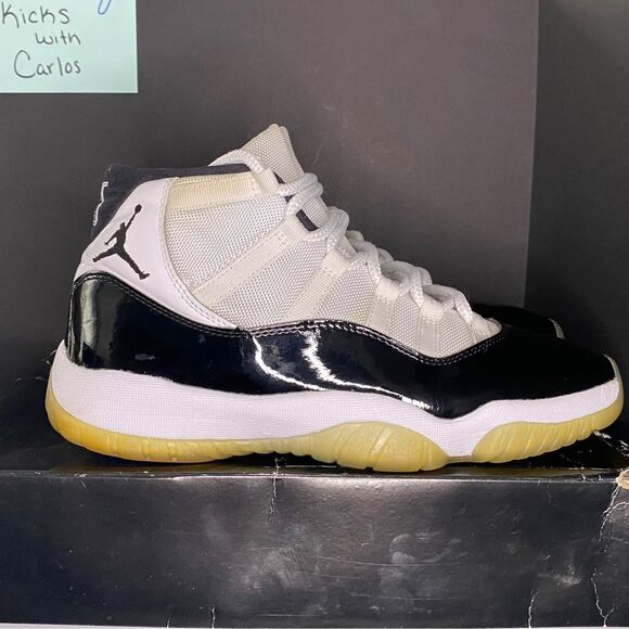 Jordan 11 Retro Concord (2018) USED Size 10